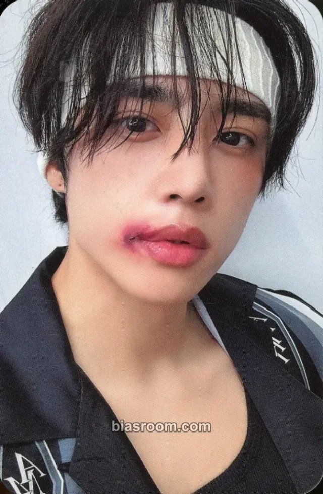 THE BOYZ - Sunwoo - Gibberish Album album photocard shout it out version