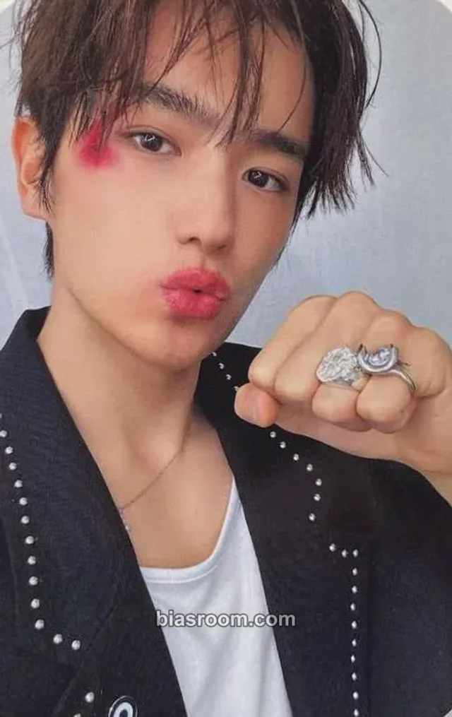 THE BOYZ - Hyunjae - Gibberish Album album photocard shout it out version