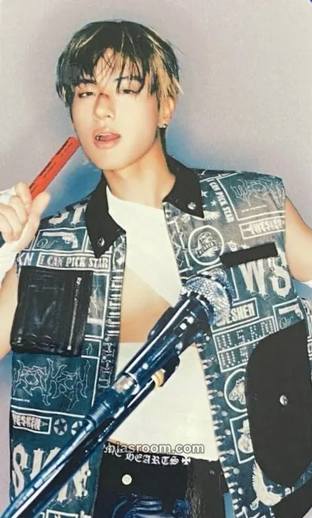 THE BOYZ - Eric - Gibberish Album tower records