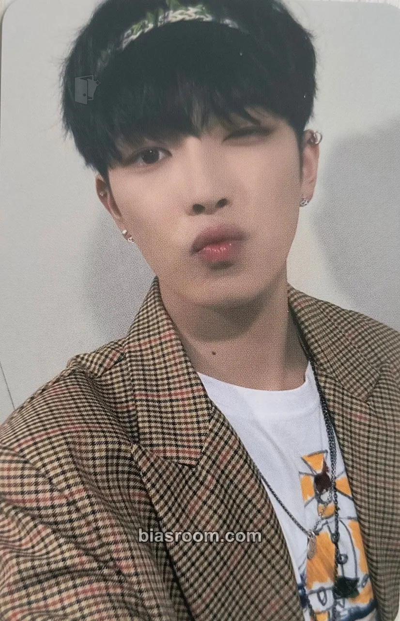 Hongjoong ZERO : FEVER Part.3 Photocard - ATEEZ - ATEEZ K-pop photocard
