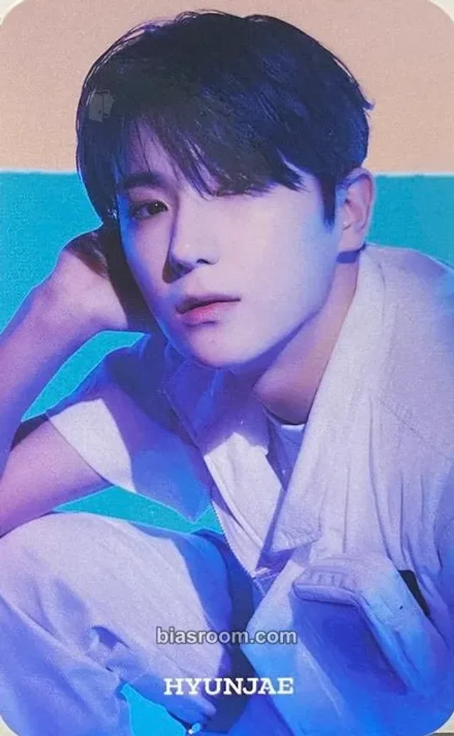 THE BOYZ - Hyunjae - Breaking Dawn Album album photocard prism version sticker