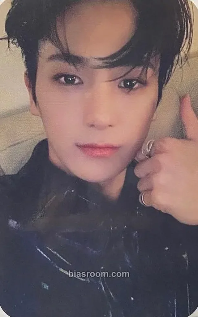 THE BOYZ - Hyunjae - Breaking Dawn Album album photocard hush version