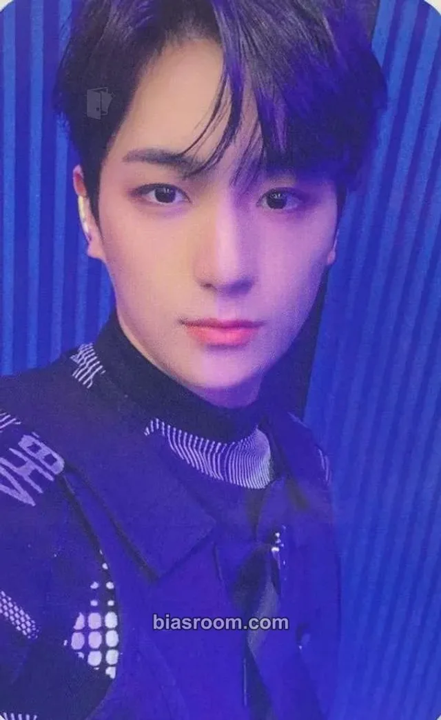 THE BOYZ - Hyunjae - Breaking Dawn Album album photocard breaking dawn version