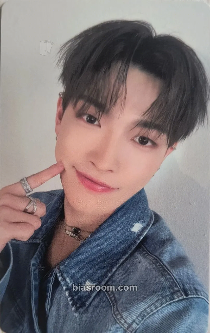 Hongjoong NOT OKAY Photocard - ATEEZ - ATEEZ K-pop photocard