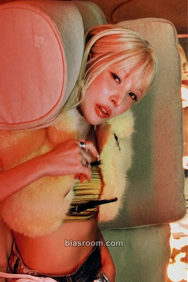 BoA - BoA - Crazier Album crazier version postcard album inclusion