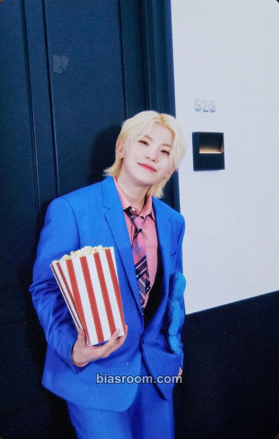 Woozi Spill the Feels Photocard - SEVENTEEN - SEVENTEEN K-pop photocard