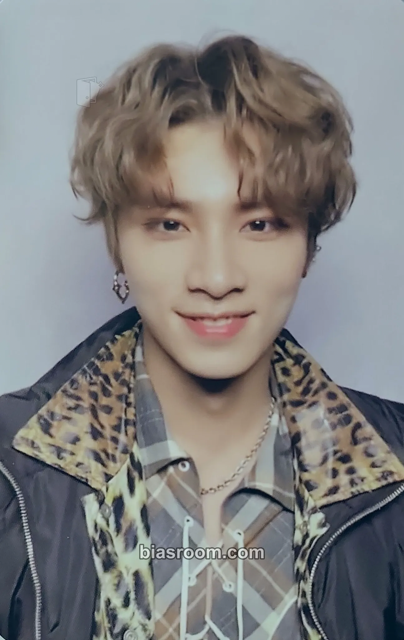 Xiaojun Kick Back MD Photocard - WayV - WayV K-pop photocard