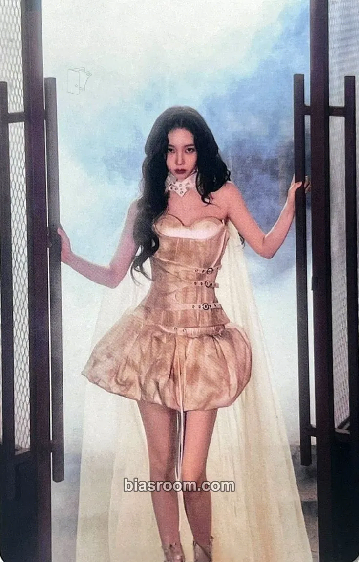 Karina Aespa x Metal Magazine (China) Photocard - aespa - aespa K-pop photocard