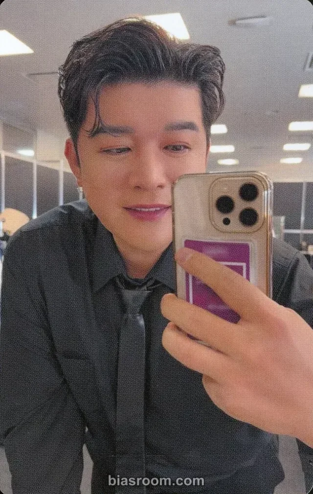 SUPER JUNIOR - Shindong - SMTown Live 2025 Event random photocard tokyo japan tour merch