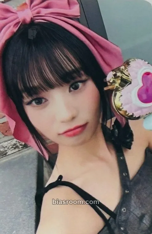 Hyeonju WE UNIS Photocard - UNIS - UNIS K-pop photocard