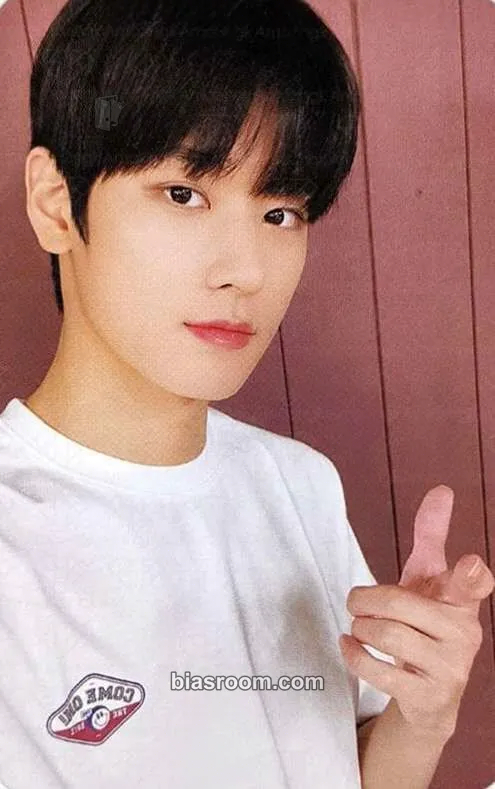 Juyeon COME ON, THE BOYZ in God-Saeng Photocard - THE BOYZ - THE BOYZ K-pop photocard