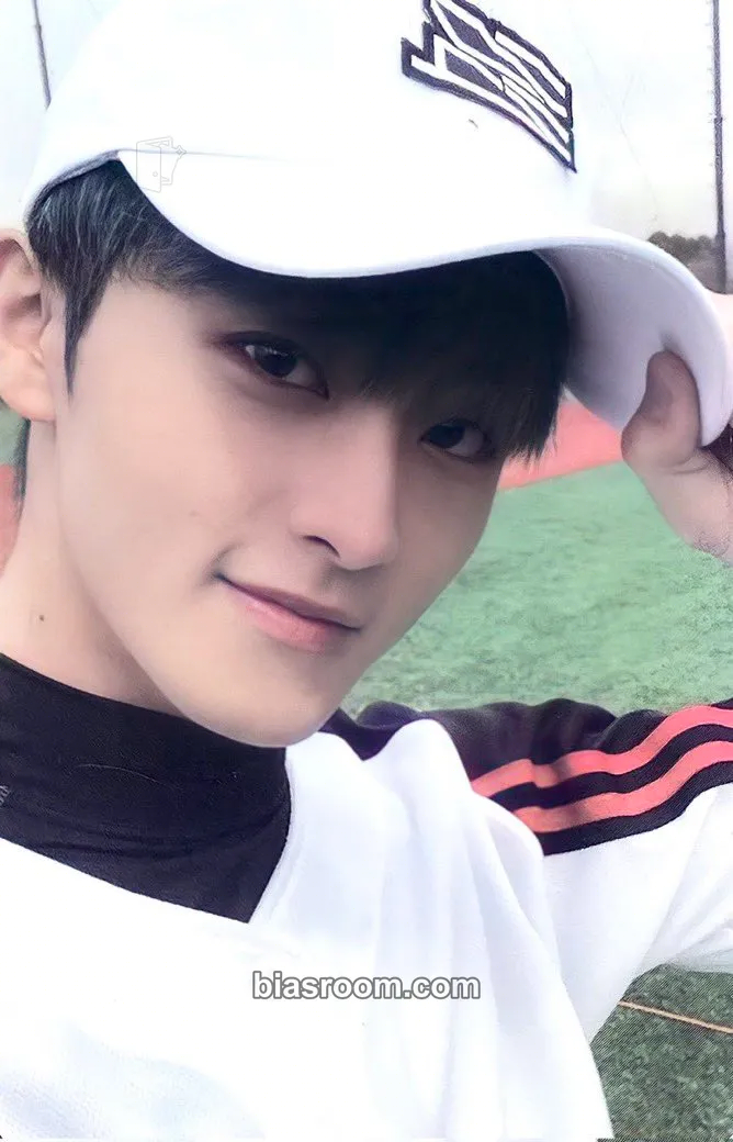 Mark Universe Photocard - NCT - NCT K-pop photocard