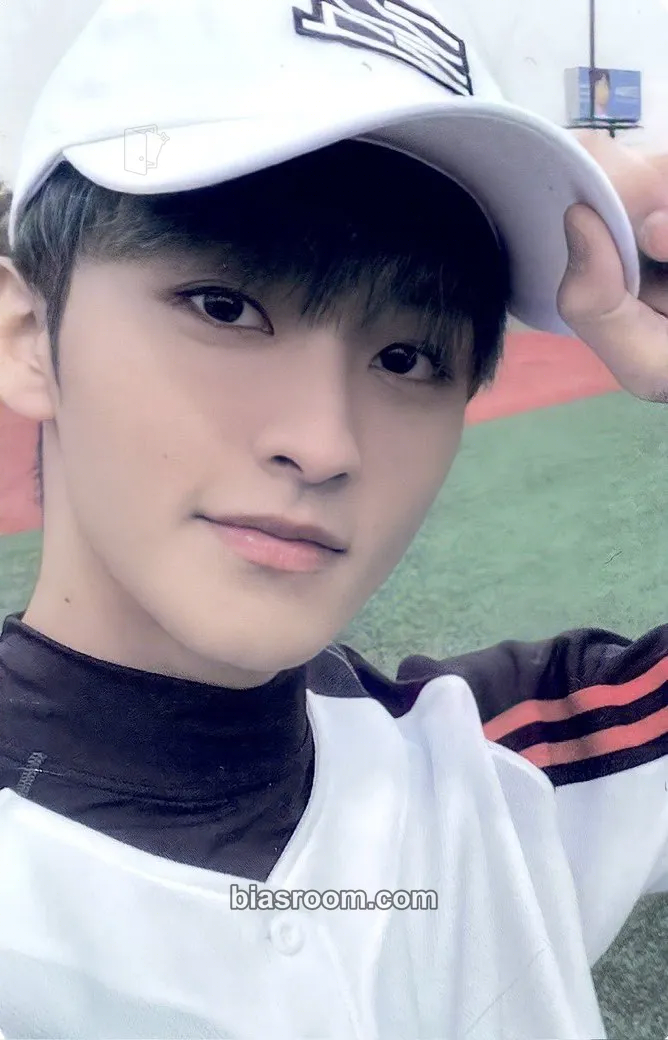 Mark Universe Photocard - NCT - NCT K-pop photocard