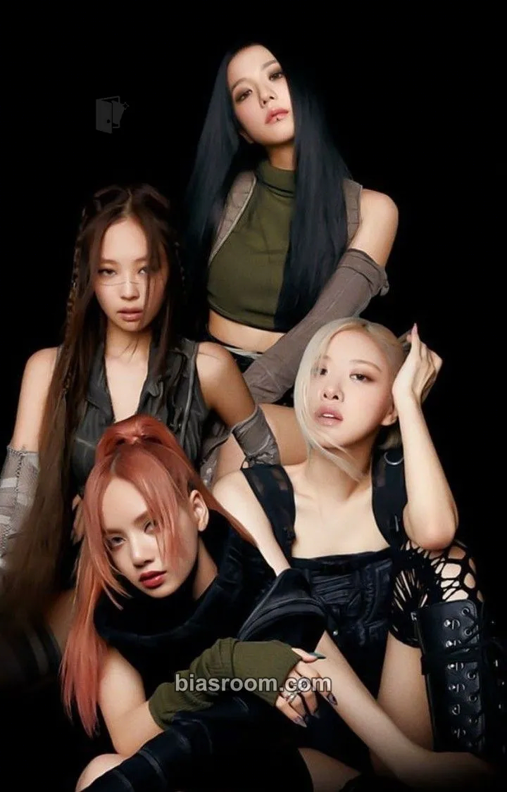 YG Select Monthly Photocard 2022 Photocard - BLACKPINK - BLACKPINK K-pop photocard