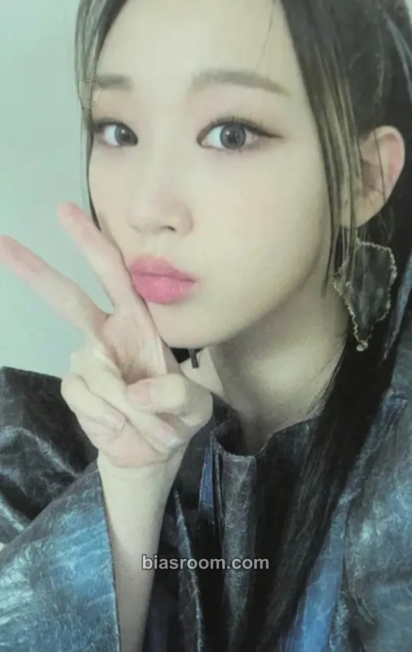 Jiyoon Play Game : Awake Photocard - Weeekly - Weeekly K-pop photocard