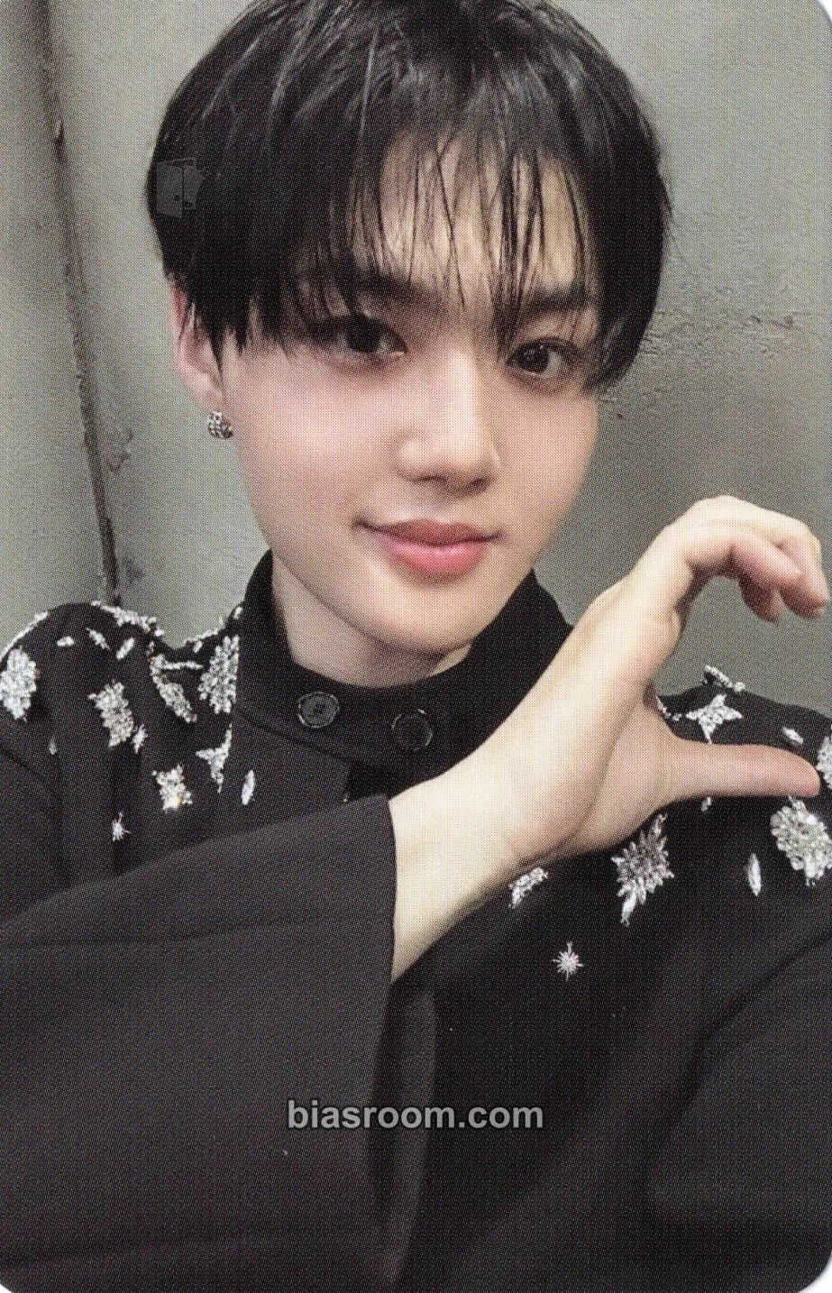 Doyoung 2025 TREASURE MAKER Membership Kit Photocard - TREASURE - TREASURE K-pop photocard