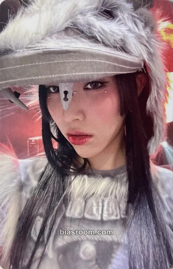 MAYA WOKE UP Photocard - XG - XG K-pop photocard