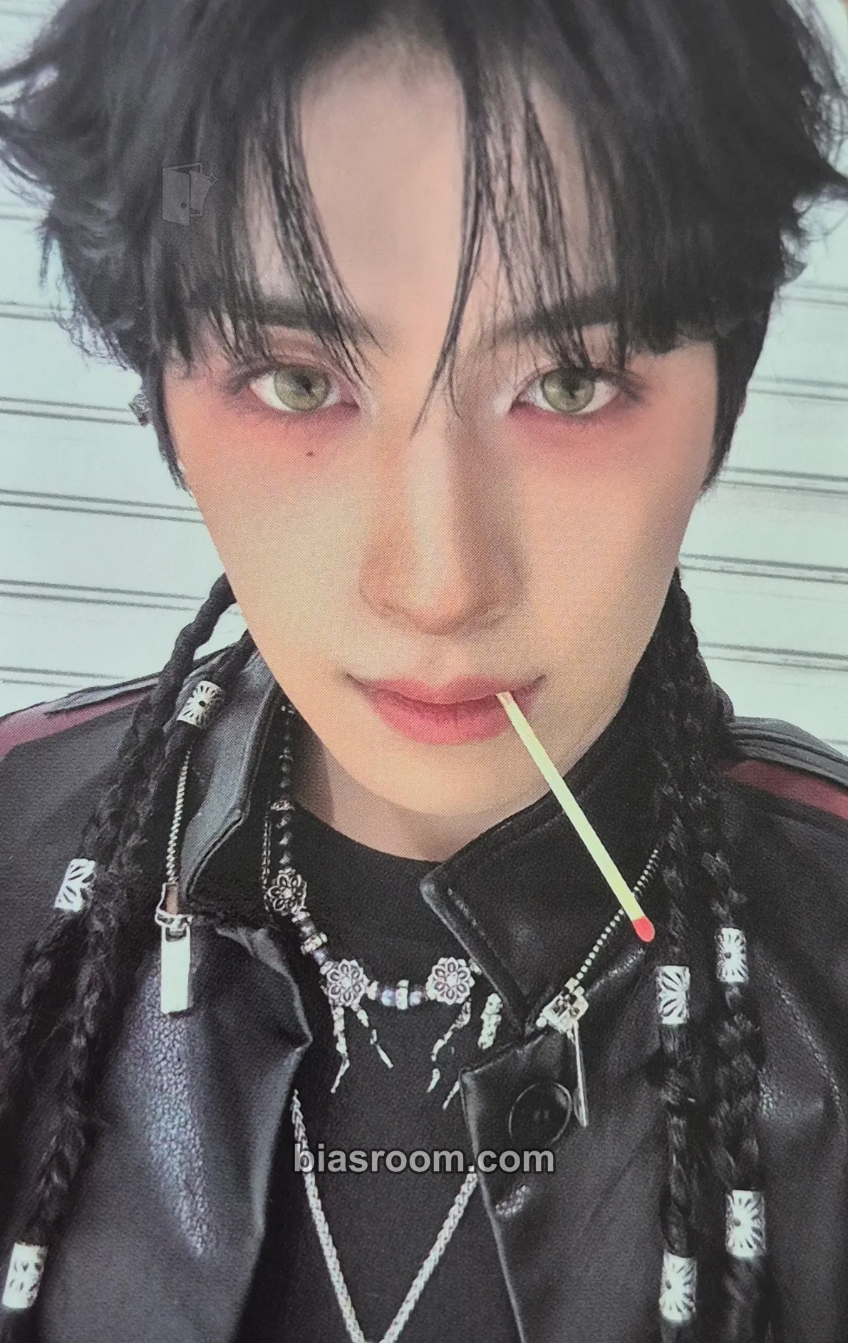 Xion Grenade - 原 Photocard - ONEUS - ONEUS K-pop photocard