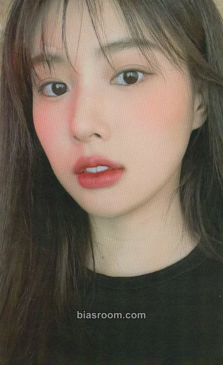 Hyewon 1st Photobook - Beauty Cut Photocard - Kang Hyewon - Kang Hyewon K-pop photocard