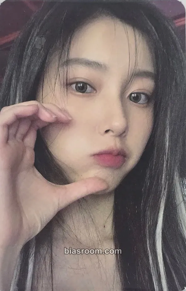 Hyewon Art Book - Like A Diamond Photocard - Kang Hyewon - Kang Hyewon K-pop photocard