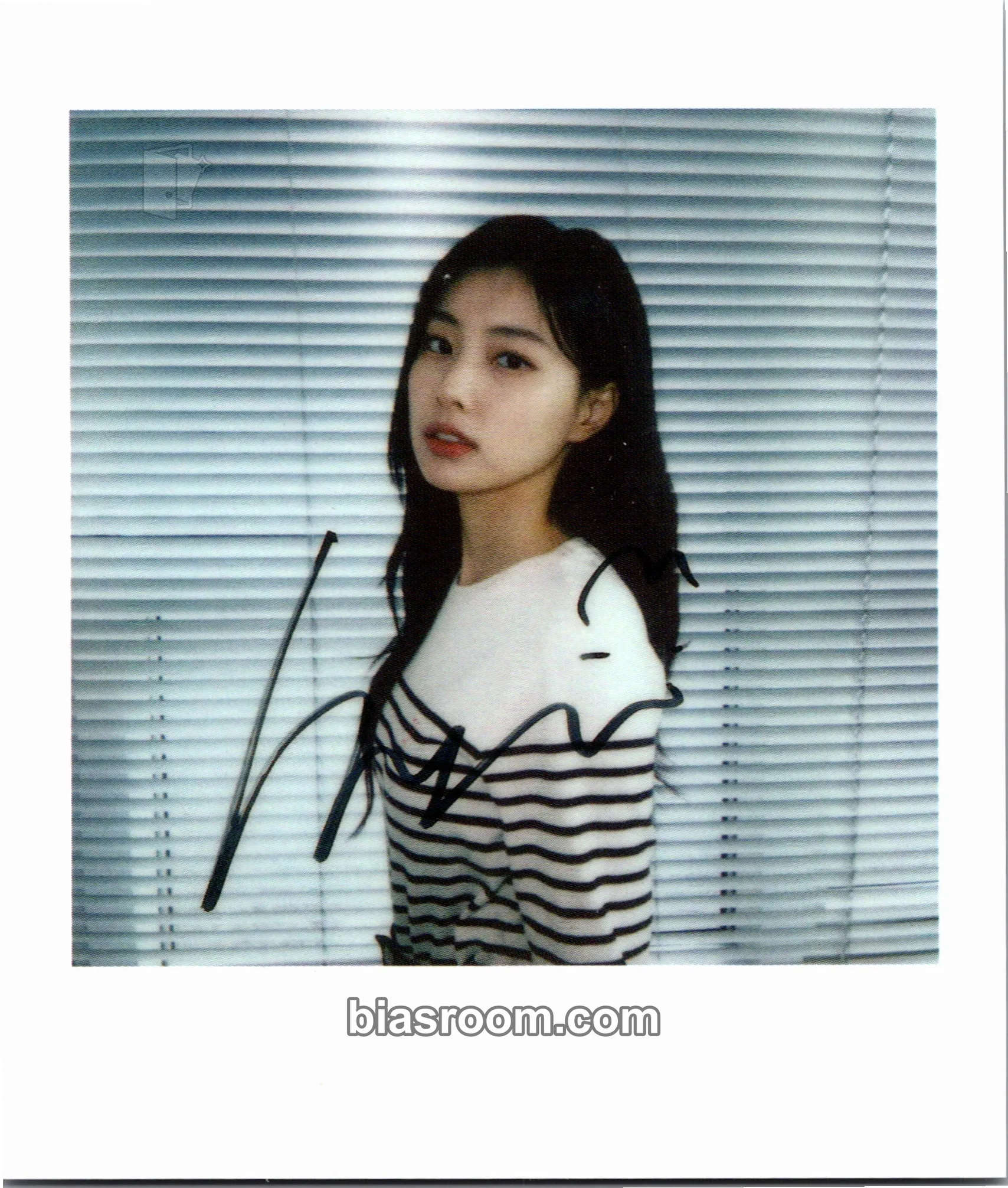 Hyewon Kang Hyewon x Wonderwall - Art Lab Project Photocard - Kang Hyewon - Kang Hyewon K-pop photocard