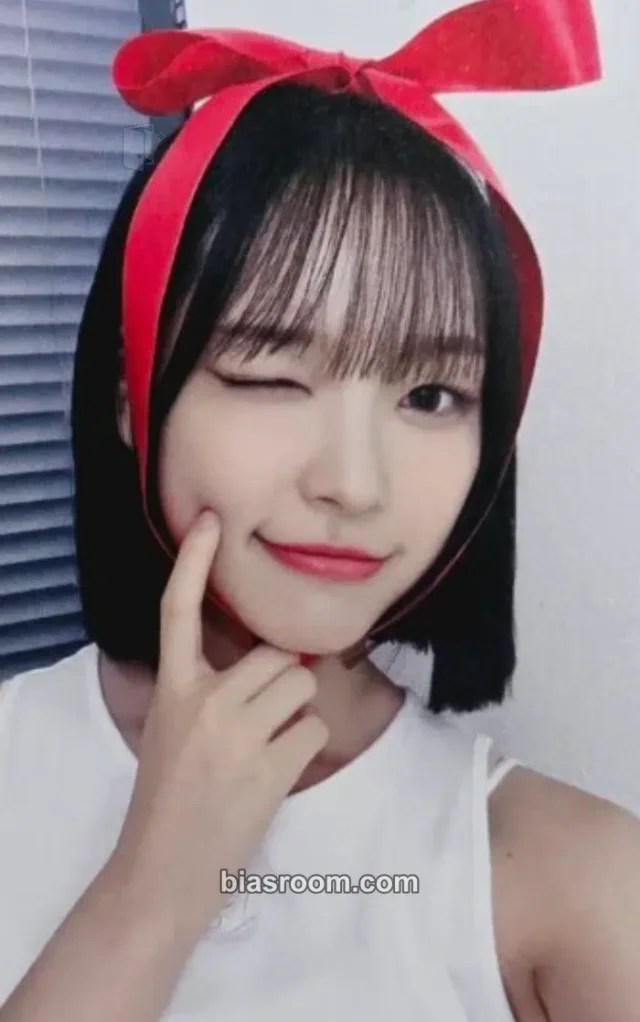 LIGHTSUM - Yujeong - POSE! Album makestar video call (fancall) round 2