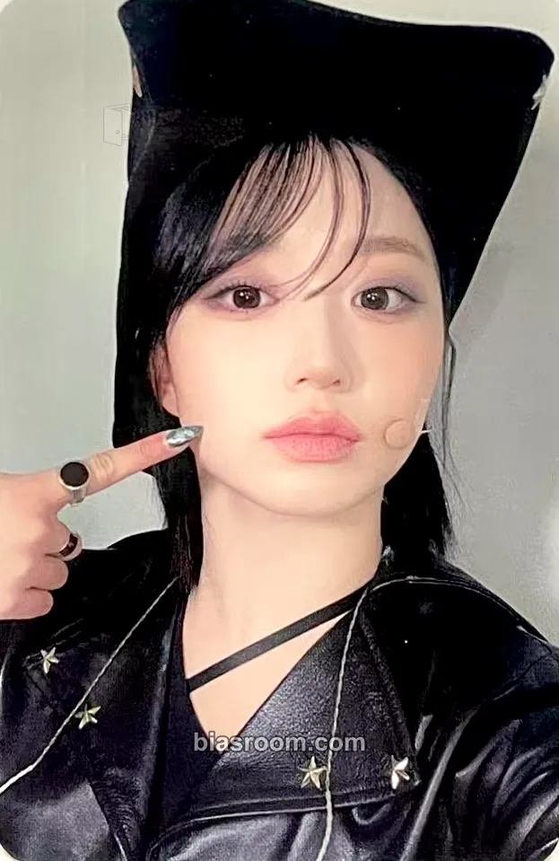 Haewon Fe3O4: BREAK Photocard - NMIXX - NMIXX K-pop photocard