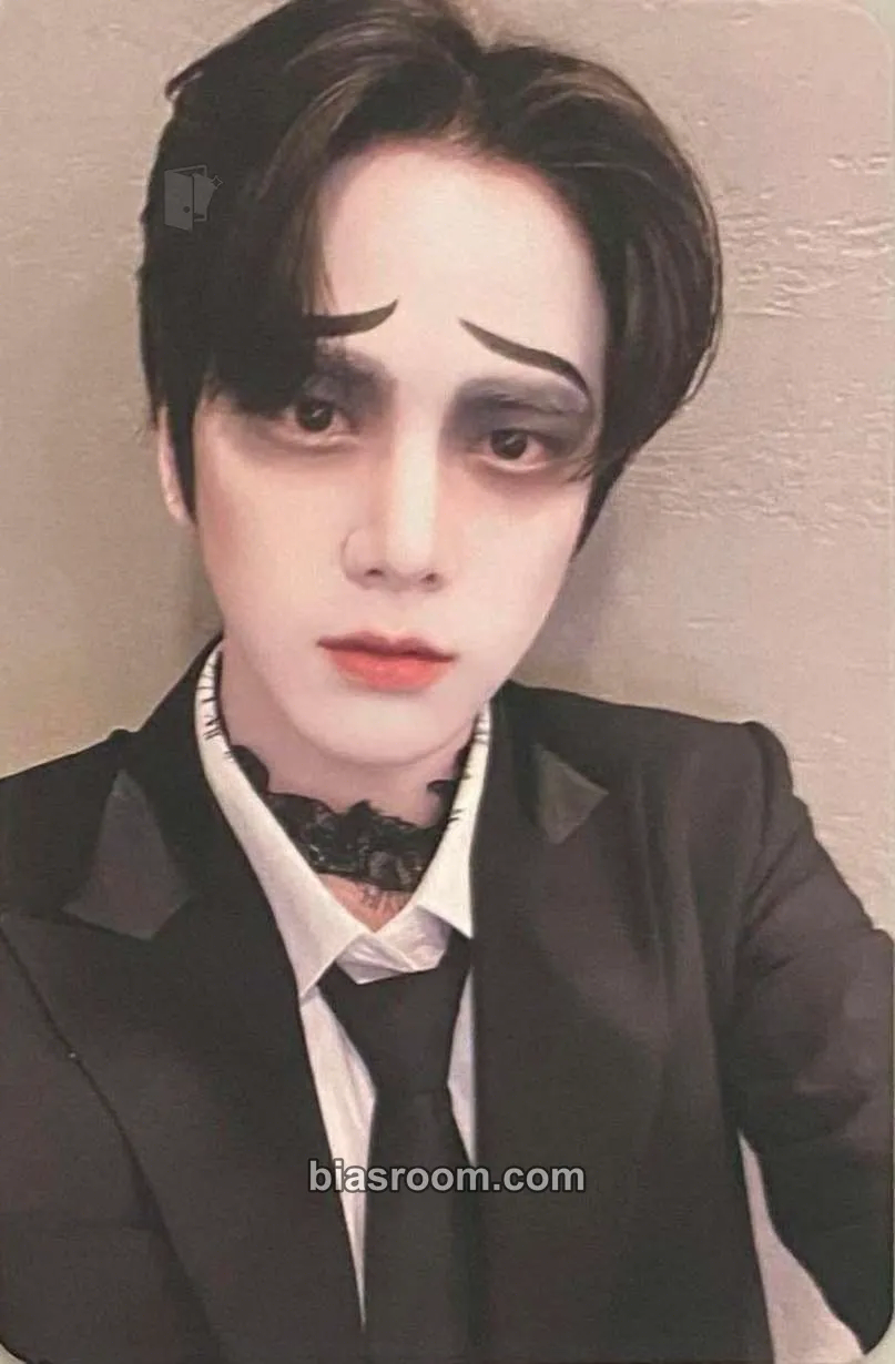 Younghoon Maverick Photocard - THE BOYZ - THE BOYZ K-pop photocard