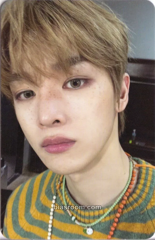 Sungchan 2022 Winter SMTOWN: SMCU PALACE Photocard - NCT - NCT K-pop photocard