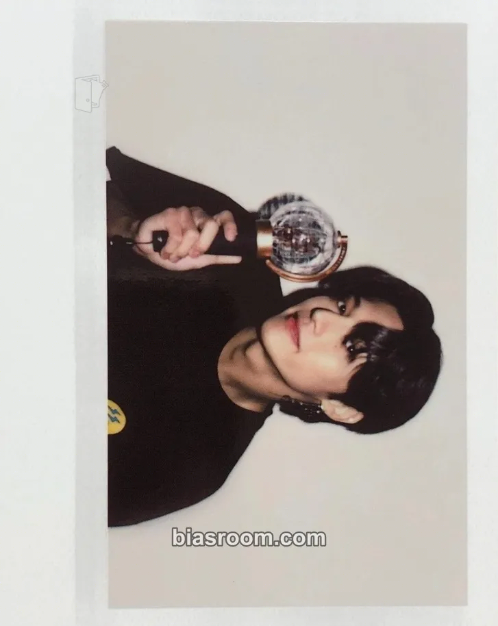 Wooyoung The Fellowship: Beginning of the End in Seoul DVD/Blu-Ray Photocard - ATEEZ - ATEEZ K-pop photocard