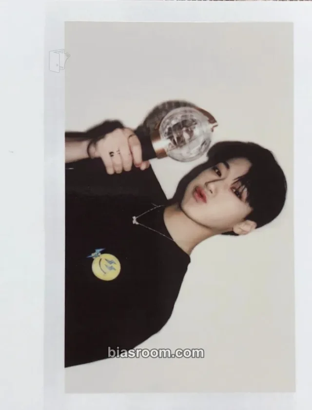 ATEEZ - San - The Fellowship: Beginning of the End in Seoul DVD/Blu-Ray Other polaroid polaroid set dvd inclusion