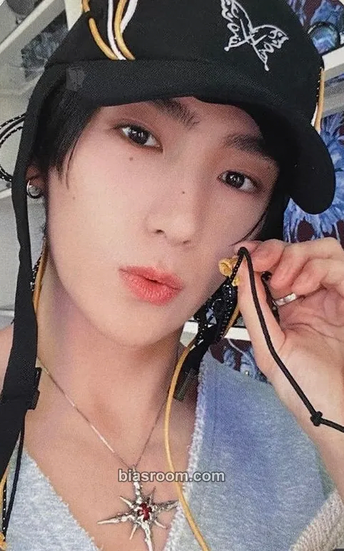 Hyunjae Phantasy Pt. 2: Sixth Sense Photocard - THE BOYZ - THE BOYZ K-pop photocard
