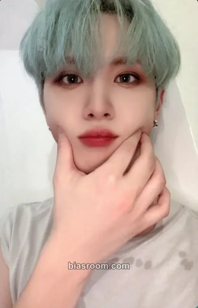 WEi - Donghan - Love Pt.3 : Eternally Album poca album faith in love version
