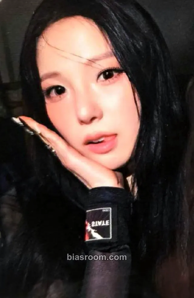 Yujin Crack Code Photocard - Kep1er - Kep1er K-pop photocard