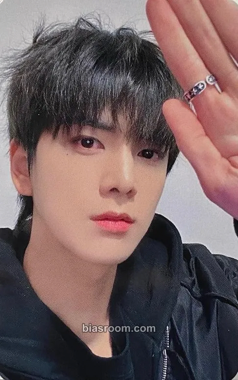 Younghoon Phantasy Pt. 2: Sixth Sense Photocard - THE BOYZ - THE BOYZ K-pop photocard