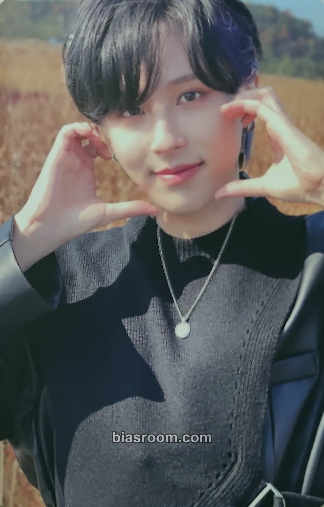 Giuk STUDIO WE: Recording 2 Photocard - ONEWE - ONEWE K-pop photocard