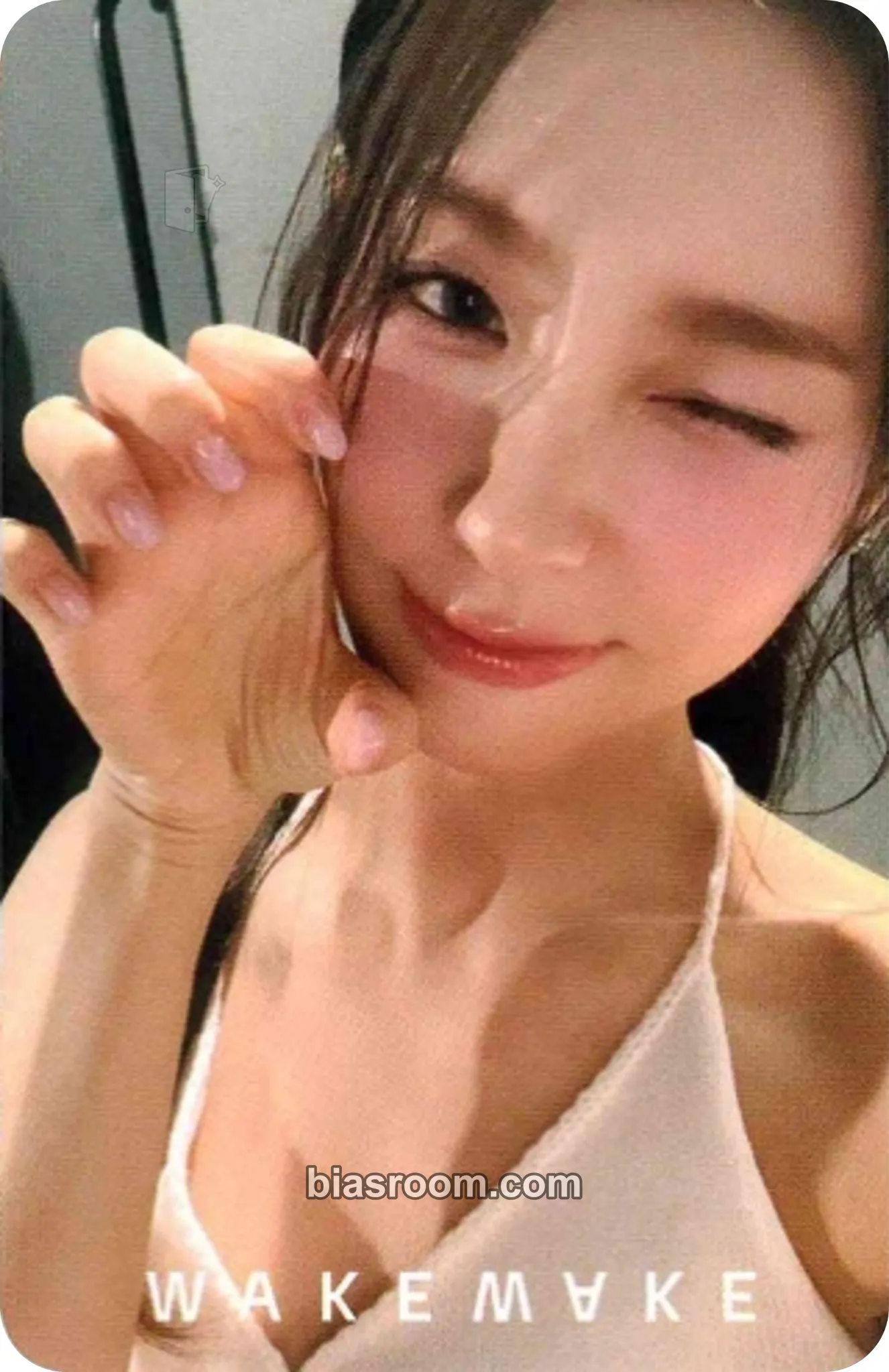 Miyeon Miyeon x Wakemake Photocard - i-dle - i-dle K-pop photocard