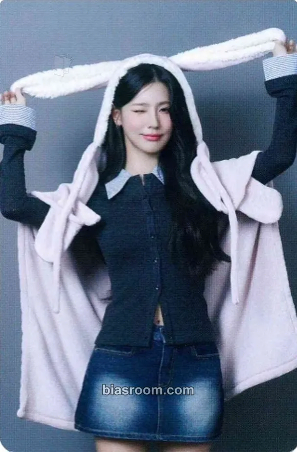 Miyeon 2024 KCON Germany Photocard - i-dle - i-dle K-pop photocard