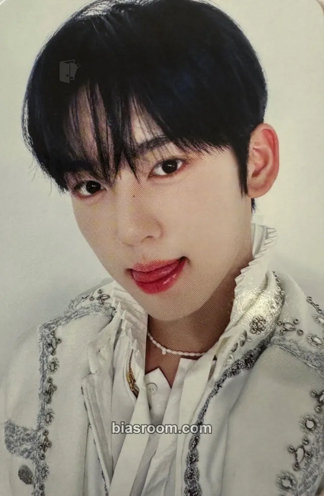 Yujin Melting Point Photocard - ZEROBASEONE - ZEROBASEONE K-pop photocard