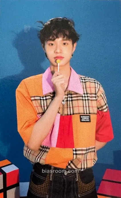 Daehwi VIVID Photocard - AB6IX - AB6IX K-pop photocard