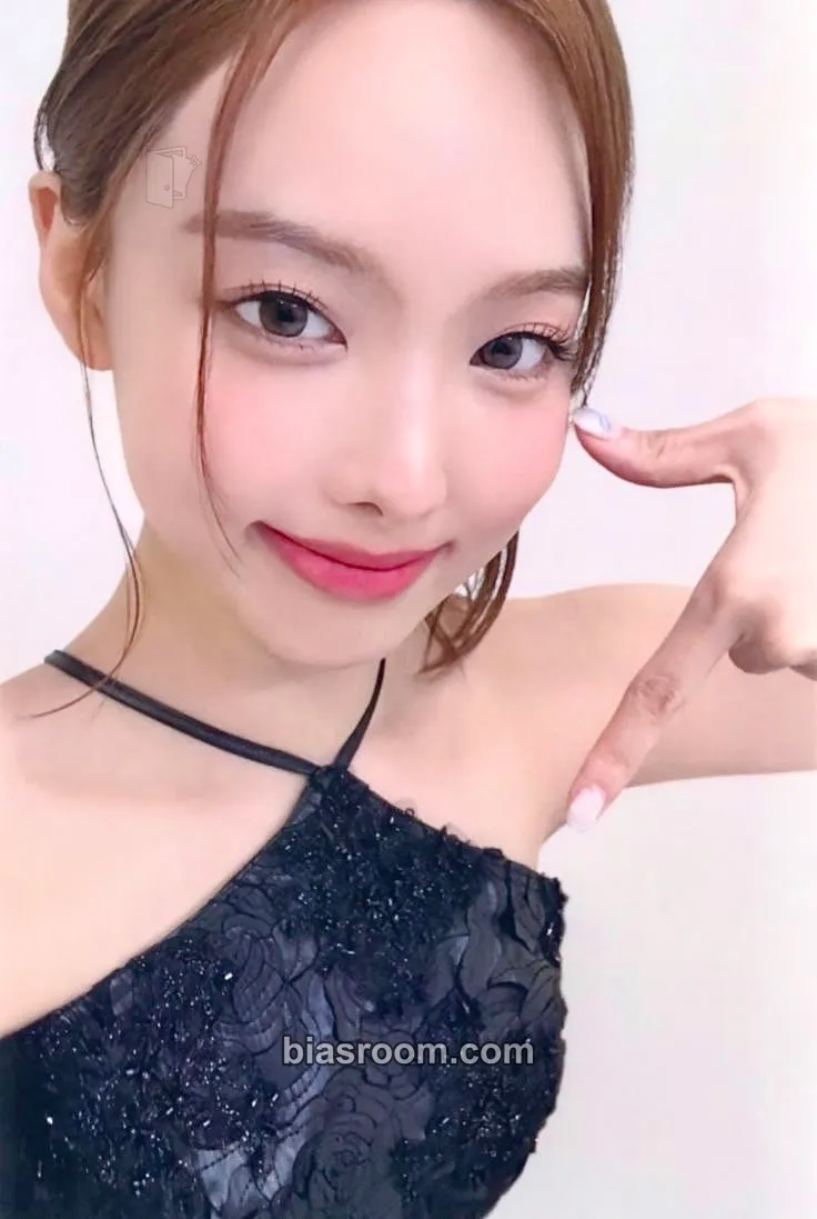 Nayeon ONCE JAPAN 7th Anniversary Photocard - TWICE - TWICE K-pop photocard