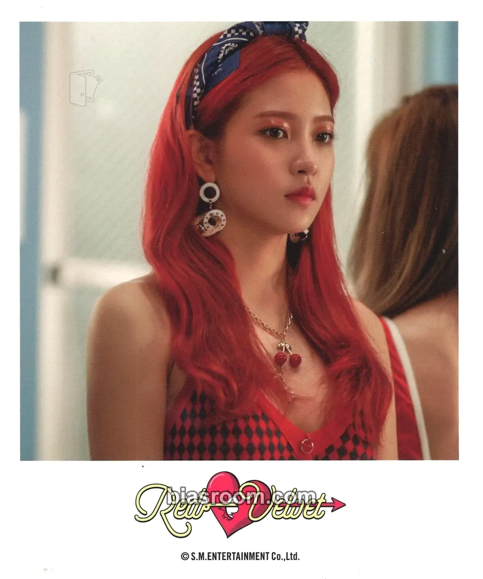 Yeri Russian Roulette Photocard - Red Velvet - Red Velvet K-pop photocard