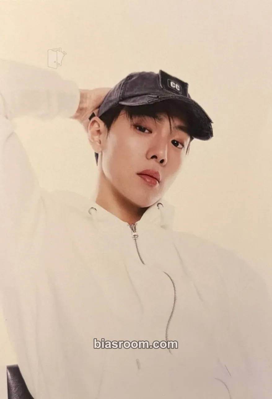 Shownu Unfold Photocard - MONSTA X - MONSTA X K-pop photocard