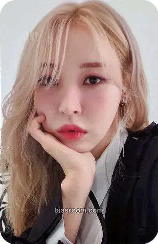 Moonbyul Starlit of Muse Photocard - MAMAMOO - MAMAMOO K-pop photocard