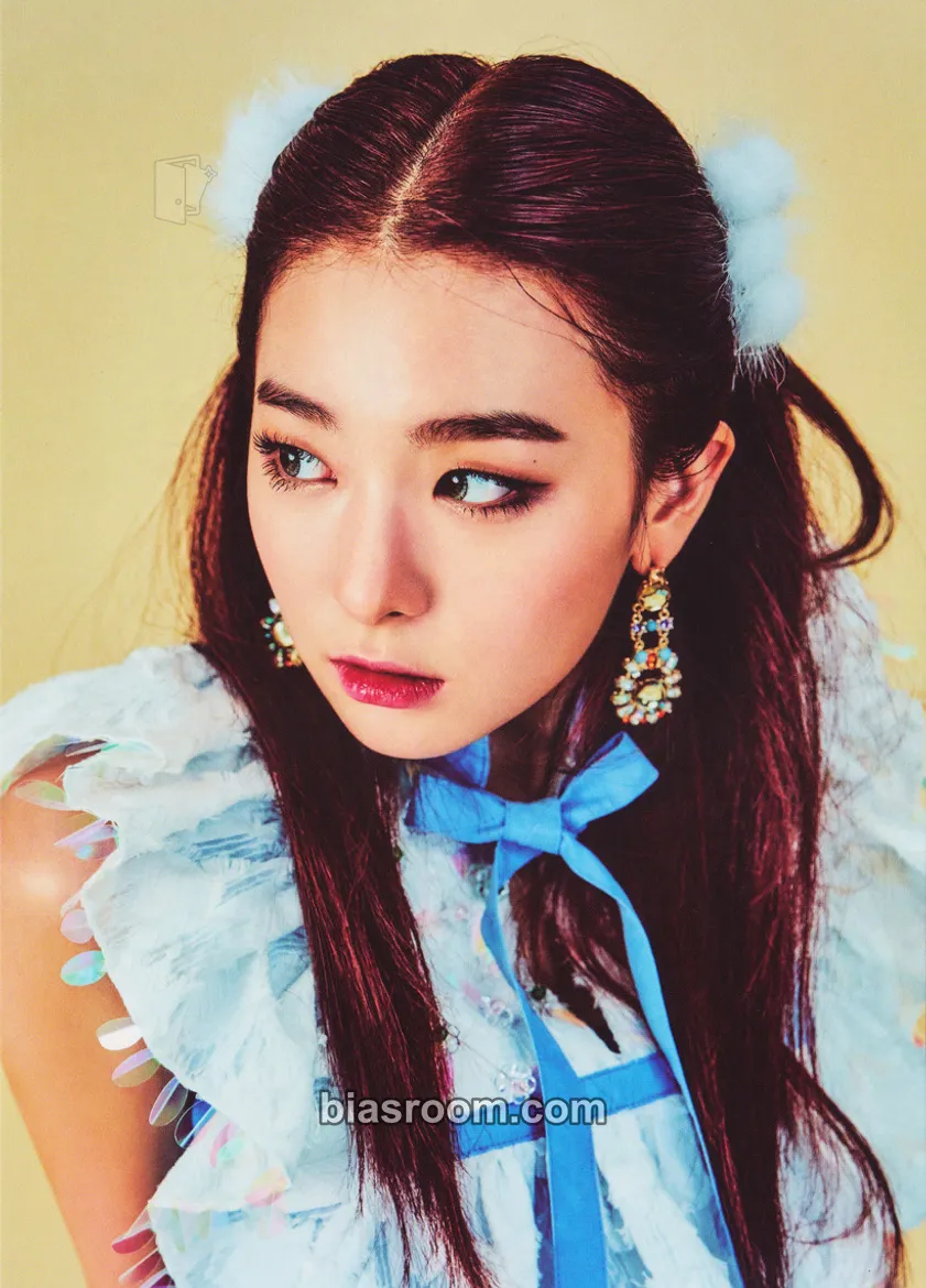 Seulgi Rookie Photocard - Red Velvet - Red Velvet K-pop photocard