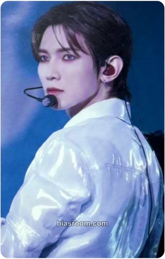 Yeosang Towards the Light: Will to Power in Japan DVD/Blu-ray Photocard - ATEEZ - ATEEZ K-pop photocard