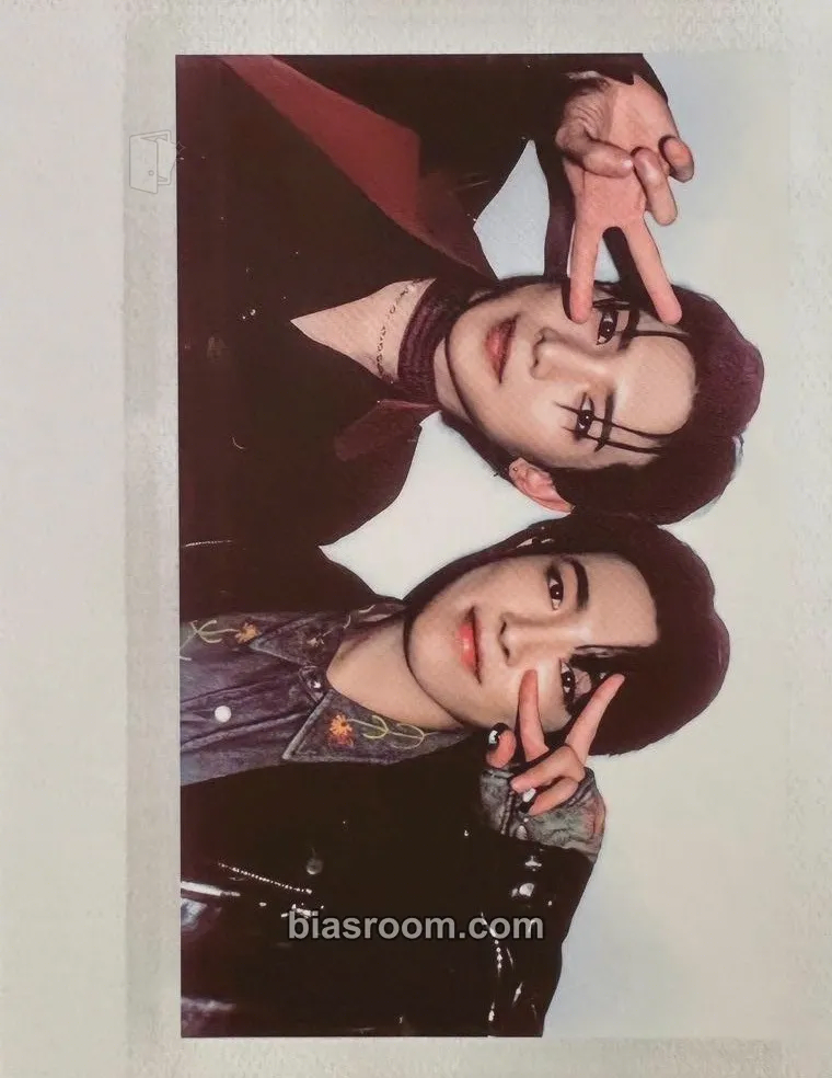 The Fellowship : Break The Wall in Seoul DVD/Blu-Ray Photocard - ATEEZ - ATEEZ K-pop photocard