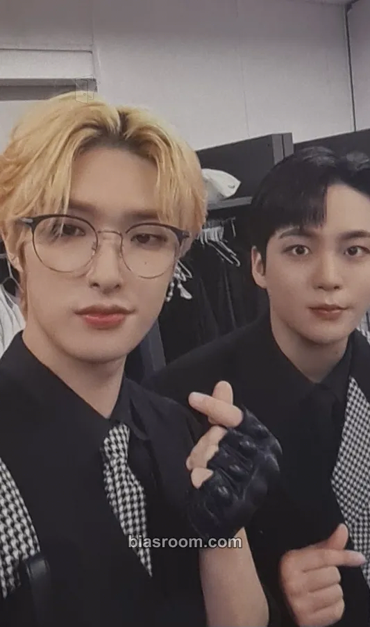 THE WORLD EP.1 : MOVEMENT Photocard - ATEEZ - ATEEZ K-pop photocard
