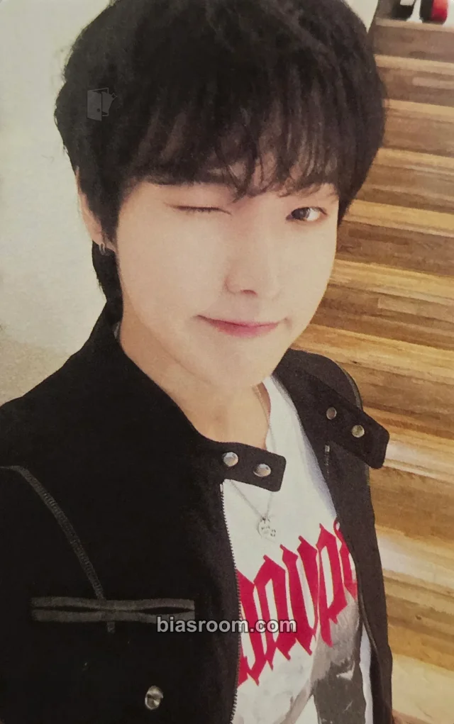 ONEWE - Yonghoon - 2025 ONEWE WORLD TOUR 'O! NEW E!volution Ⅳ' Event merch photocard photocard set