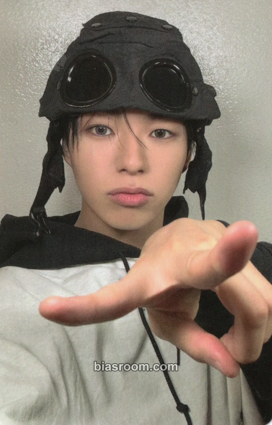 Yoon Jaehyuk LOVE PULSE Photocard - TREASURE - TREASURE K-pop photocard